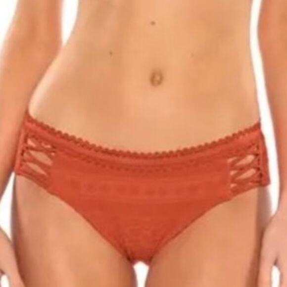 Becca $58 Rust Orange Crochet Swimsuit Bikini Bottoms Extra-Small EUC - Picture 2 of 12